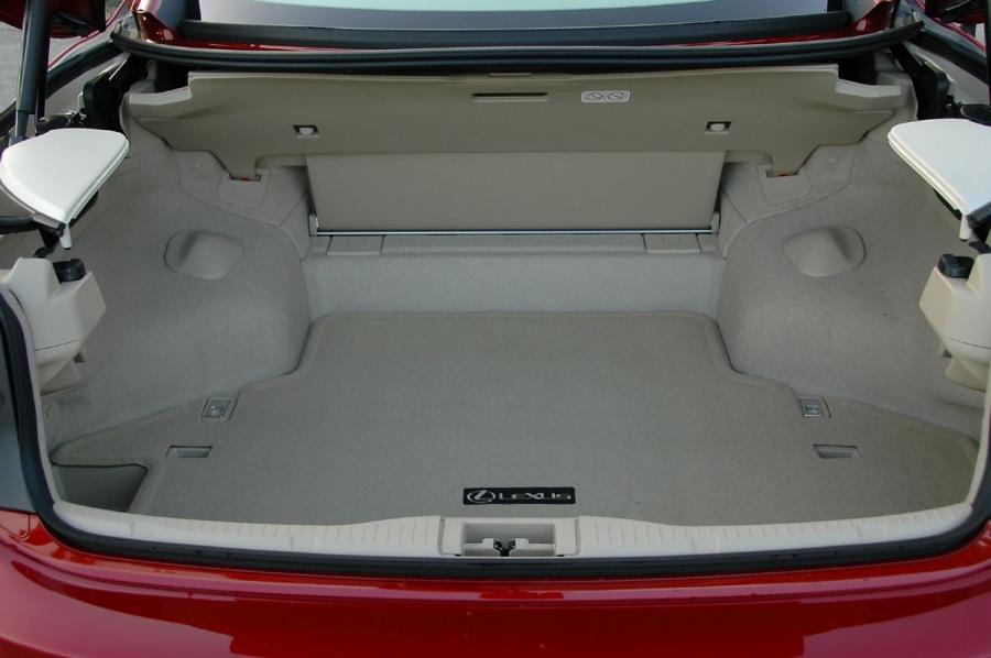  Lexus IS350C 2008 года  (фото 73 из 108)